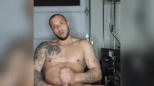 🔥🔥Voted hottest guy: Buff Hunk moans like a bitch Edging till cumshot