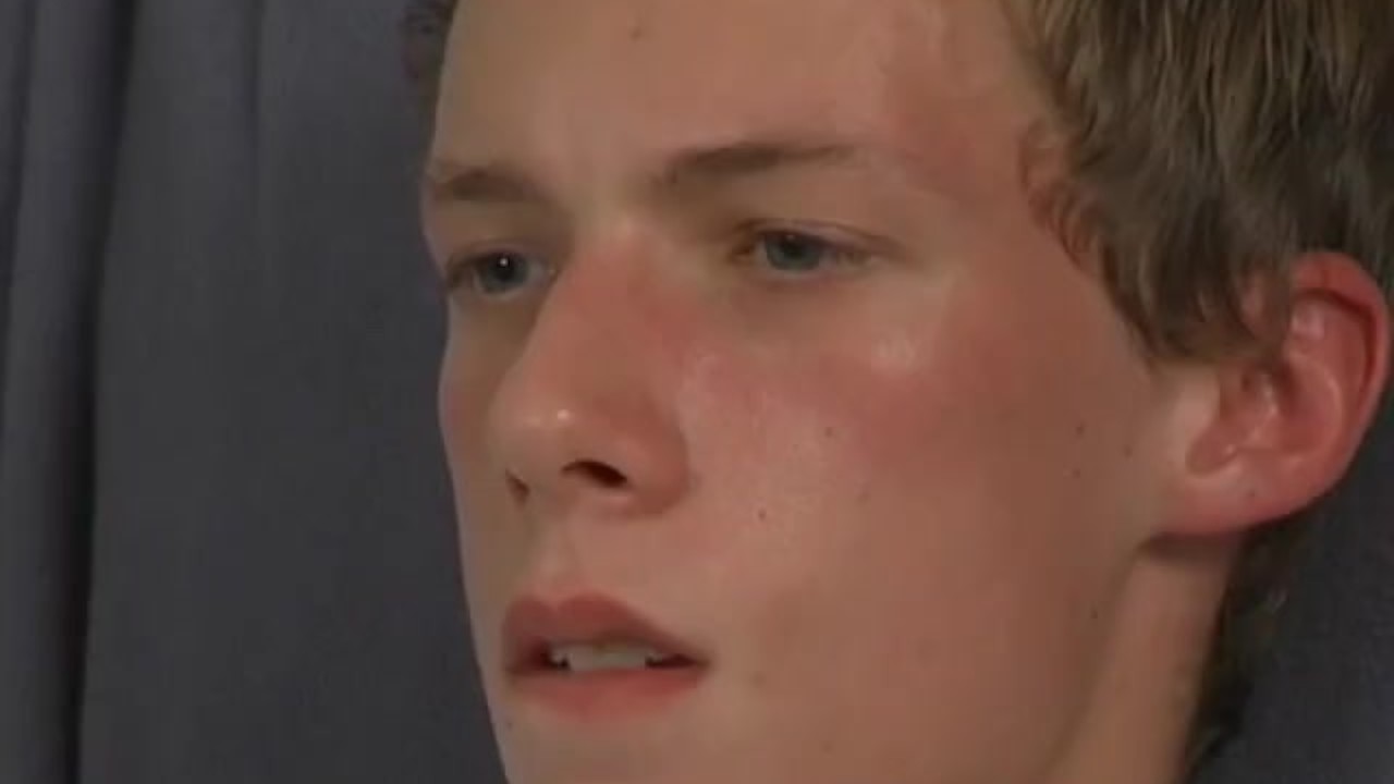 Sensual after school blowjob with twinks - RedTube