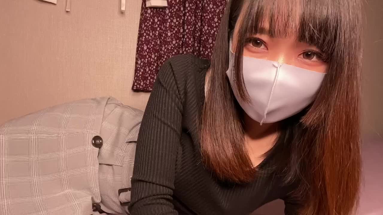 お股ガン開きのM字クリイキでぐちょぐちょオナニー - Video di sesso gratis - RedTube