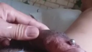 Wla na nman nakinabang sa katas ko...nxt time saluhin mo ng bibig mo para di masayang.