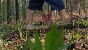 Show my ass in public forest