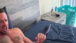 Solo cum shot