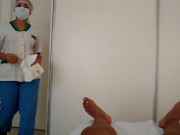 La enfermera sexy me ayudo con una paja (eyaculacion masiva) 4/16