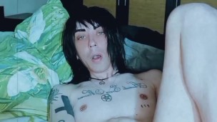 Sexy Femboy jerk off 