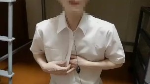 イケメンメガネ男子の乳首オナニー！乳首いじってフルボッキ！037