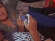 Estaba jugando free fire y mi dua quiere hacerme una mamada extrema 1/16