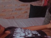 Estaba jugando free fire y mi dua quiere hacerme una mamada extrema 9/16