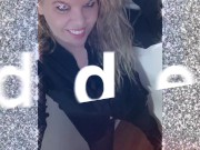 Pic slideshow and music. Babe in jean shorts and pantyhose. Blonde cougar milf 11/16