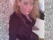 Pic slideshow and music. Babe in jean shorts and pantyhose. Blonde cougar milf 12/16