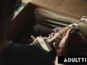 GRINDERS - Tommy Pistol and Vicki Chase - PART 1 3/16