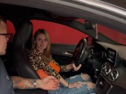 Car sex: Ragazza italiana compra un'auto usata e si scopa il venditore. Dialoghi in italiano 7/16