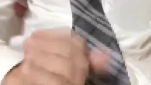 ges_katu スーツ 巨根 ぶっかけ 大噴射 オナニー