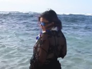 BTS from my OF photo shoot at the nude beach in public. 