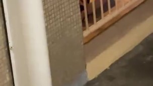 當眾打手搶