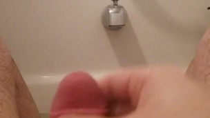 Soak in the tub leads to soaking in cum