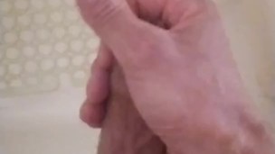 piss in the sink - desperate pee
