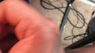 BUST HUGE LOAD WHILE WORKING