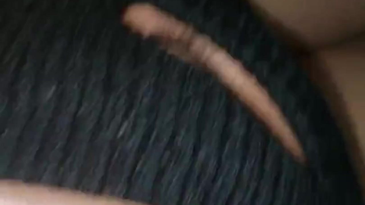 transsexuelle fille fait sucer son demi-frère dans sa chambre - Vidéo de sexe gratuite - RedTube