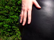 Public Teeny-Lederarsch Besamungs Dirtytalk unter freiem Himmel 1/16