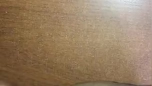 Chico se masturba hasta correrse