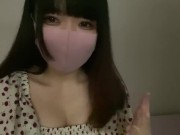 おっぱいがワンピースからはみ出ちゃった…乳首いじいじしながら、深夜のこっそりオナニー 2/16