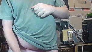 Standing masturbation but I messed up and I'm not in the middle of the frame