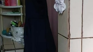 After Hot shower a good wank to start the day