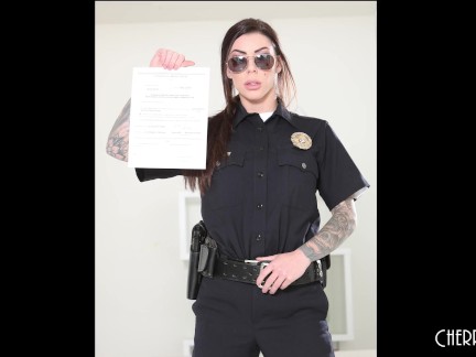 Super Kinky Lesbian Criminal Vanna Bardot Bargains Her Hairy Pussy To Big Boobs Police Officer Karma Rx During Questioning