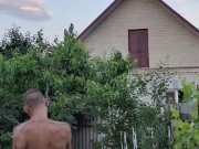 Evening in the garden, there is something to do 10/16