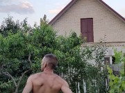 Evening in the garden, there is something to do 15/16