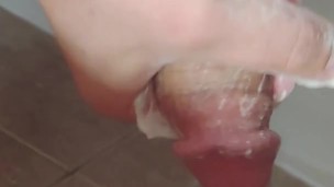 Shower cumshot