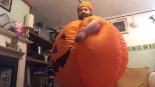 pumpkin costume test