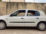 BOUCING AN OLD RENAULT CLIO - Screenshot 5 of 16 - Bound