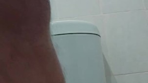 Releiving some stress before bath