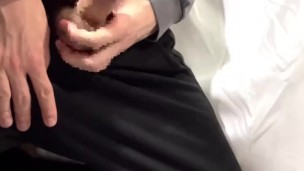 【6月毎日投稿！】男子大学生 パジャマで着衣オナニー 喘ぎながらドピュドピュ射精 ち〇こだけ見えてるのって、エロくないですか？ 高画質 女性向け ゲイ･バイ向け 早漏