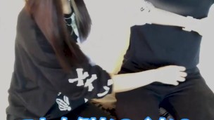 右と左どちらがくすぐり弱いか検証♡ #shorts