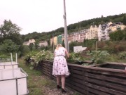 Public in Gartenanalge durchgefickt! Nach dem Volksfest noch ordentlich rannehmen lassen! 1/16