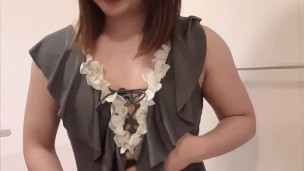 かわいい男の娘がセクシーな水着を着ながらシャワーを使ってオナニーしちゃいます！！