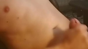 Eat my cum pleeeease - Teen has big cumshot