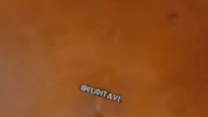 MASTURBÁNDOME POR PRIMERA VEZ