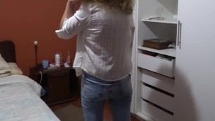 I can't resist the excitement anymore and I ask my stepson to cum on my ass with my jeans on