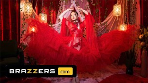 Brazzers - Nobody Can Resist Lulu Chu's Petite Hot Body, Enchanting Attire & Sultry Dance!