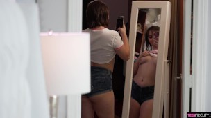 Thick Teen Aria Banks Cleans the Plumbers Pipes