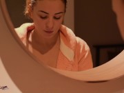 AMAZING EROTIC BATH MASTURBATION ALICE KELLY 3/16