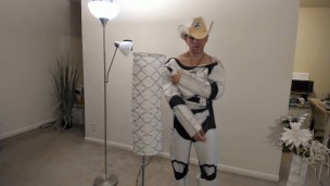 Maolo Porn! TechGeek Buds See How easy it is to Get Dumb Jock Maolo Raw!