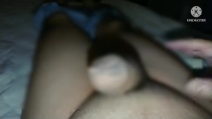 包茎ちんこで皮オナニーしたらなんか出た