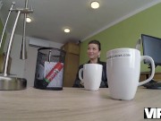 VIP4K. Slut non ha avuto un uomo per così tanto tempo che ha accettato di perforare la figa calda 4/16