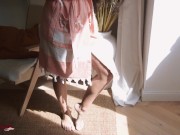 CUTE TEEN FINGERING HER SWEET PUSSY UNTIL SHE CUMS HARD 1/16