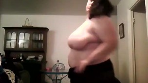 dancing shaking my ass