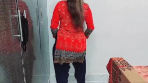 Rabia Bhabi Strip Nude Dance